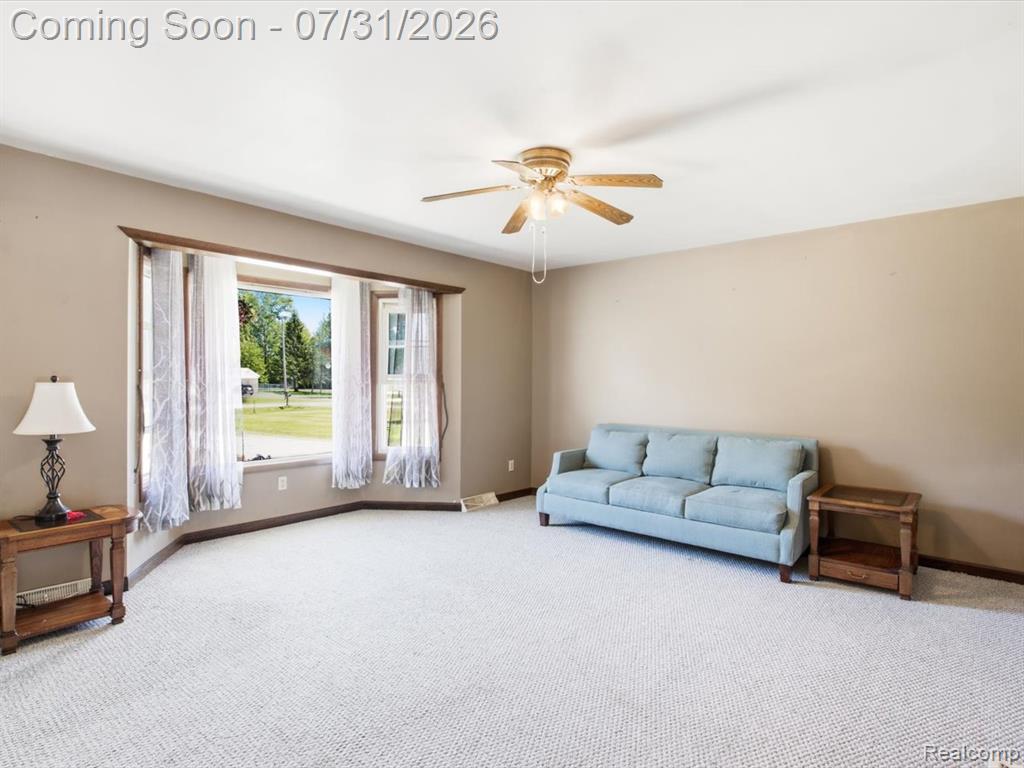 3468 First Street Property Photo 7