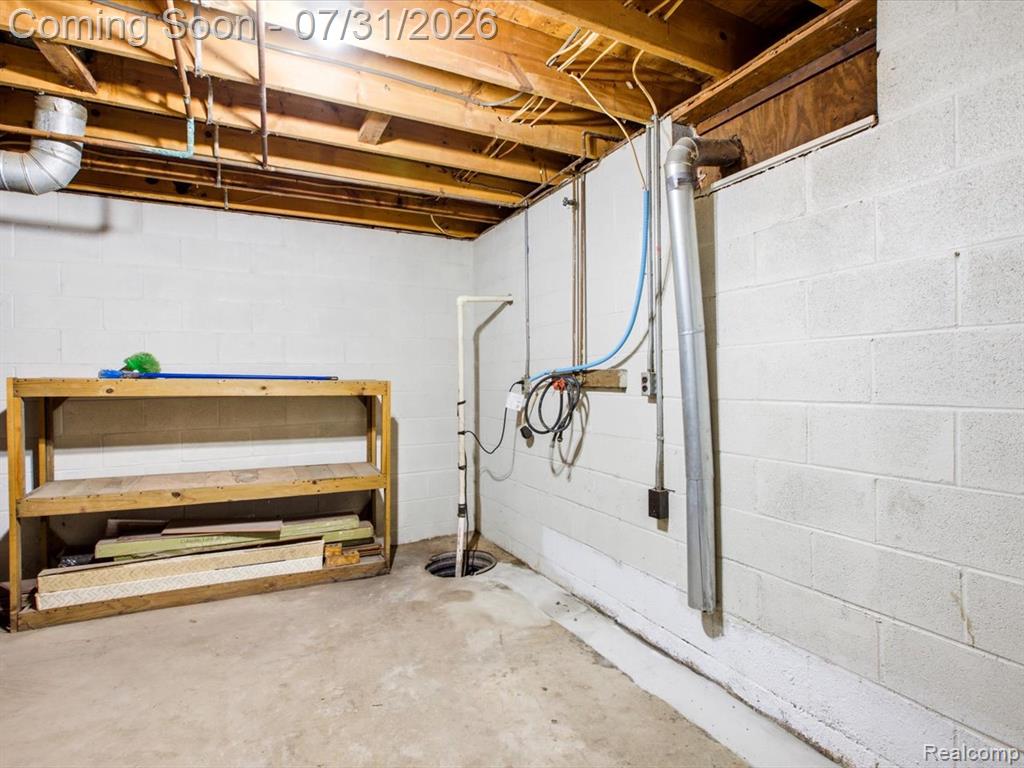 3468 First Street Property Photo 22