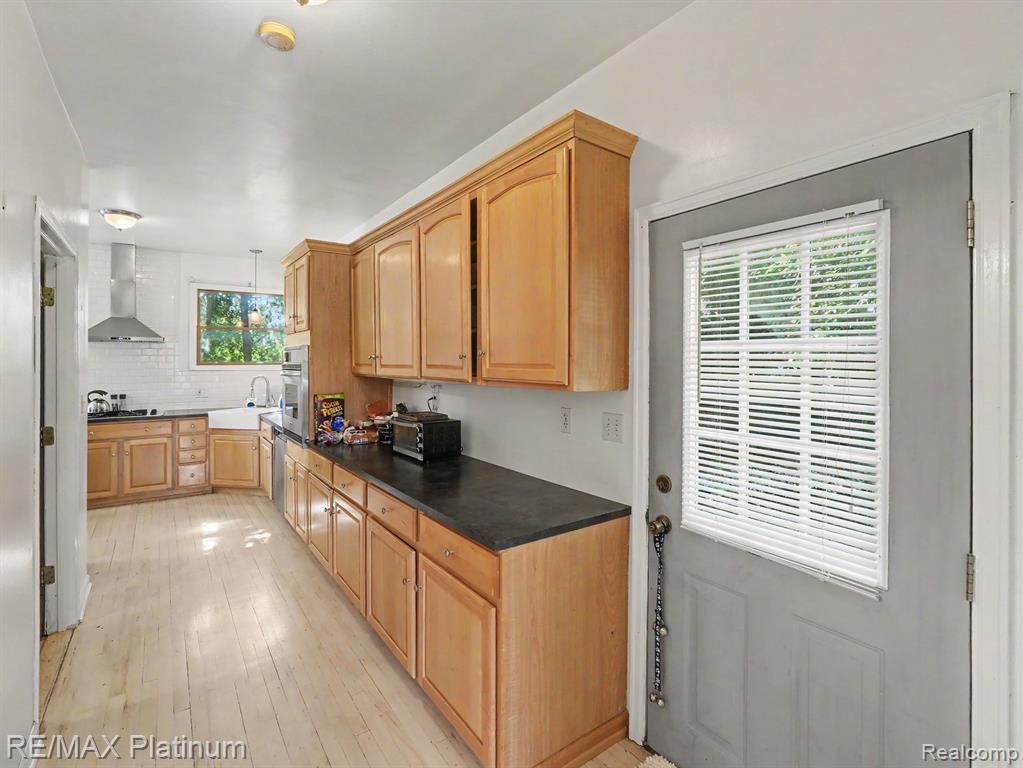 10149 Emerald Drive Property Photo 11