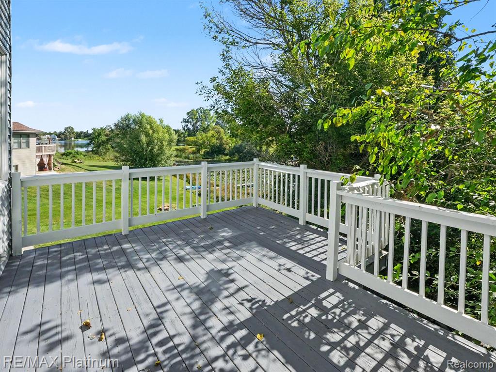 10149 Emerald Drive Property Photo 25