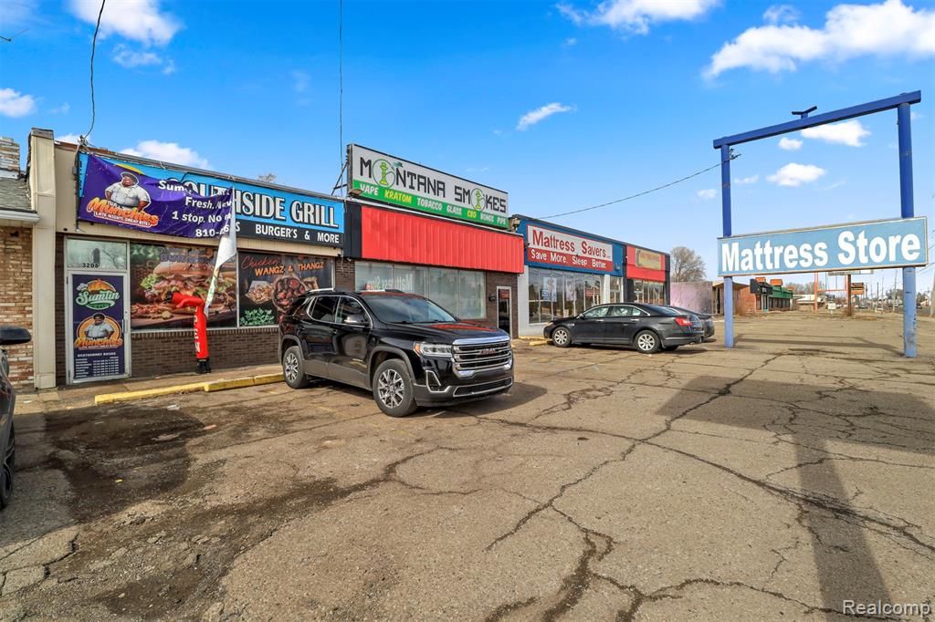 3208 S Dort Highway Property Photo 8