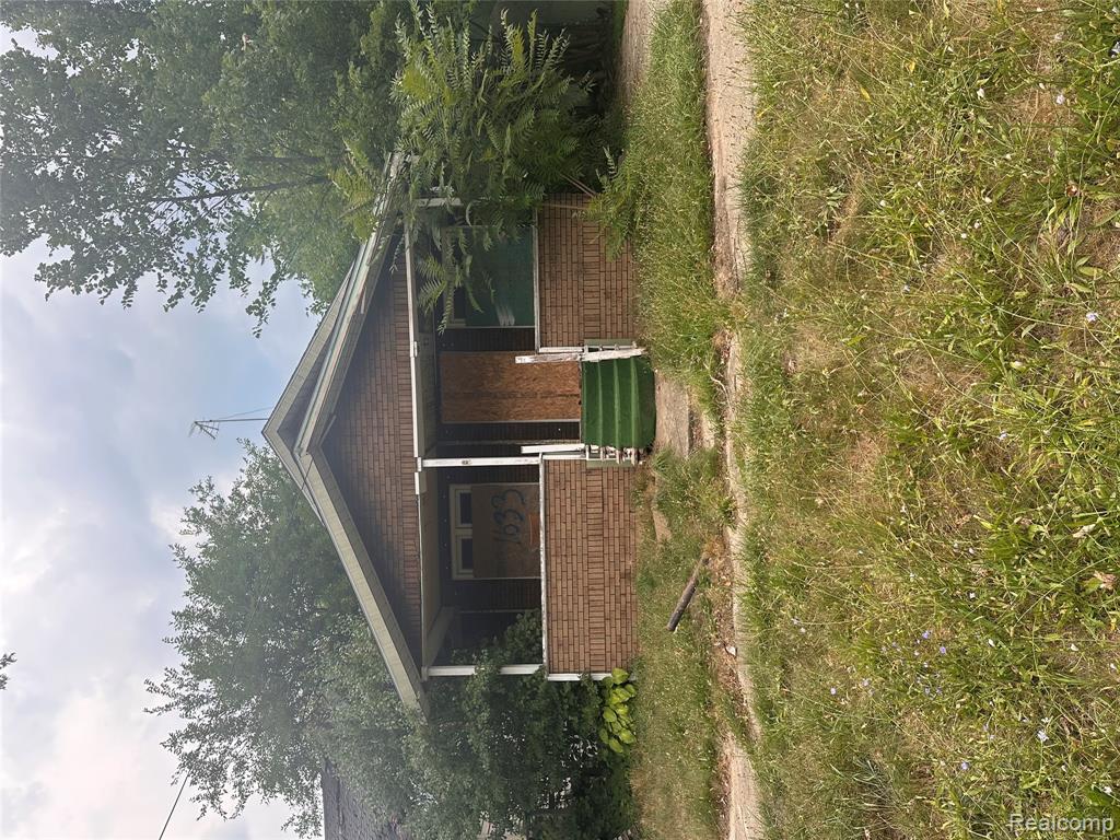 1633 New York Avenue Property Photo 1