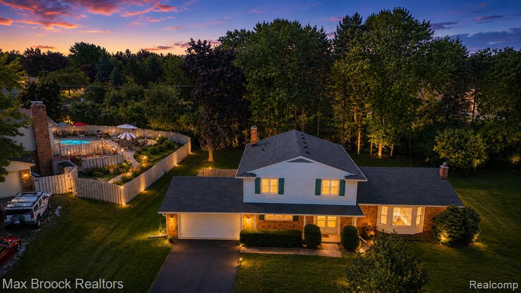 4463 Westover Drive Property Photo 1