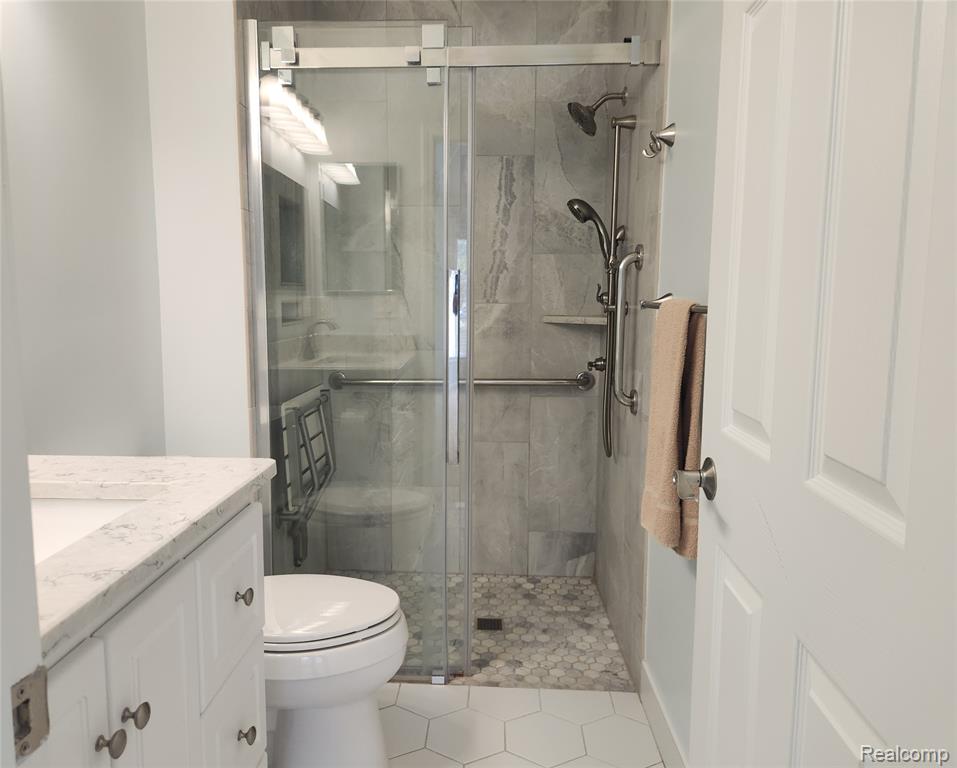 33919 Oakwood Drive Property Photo 9