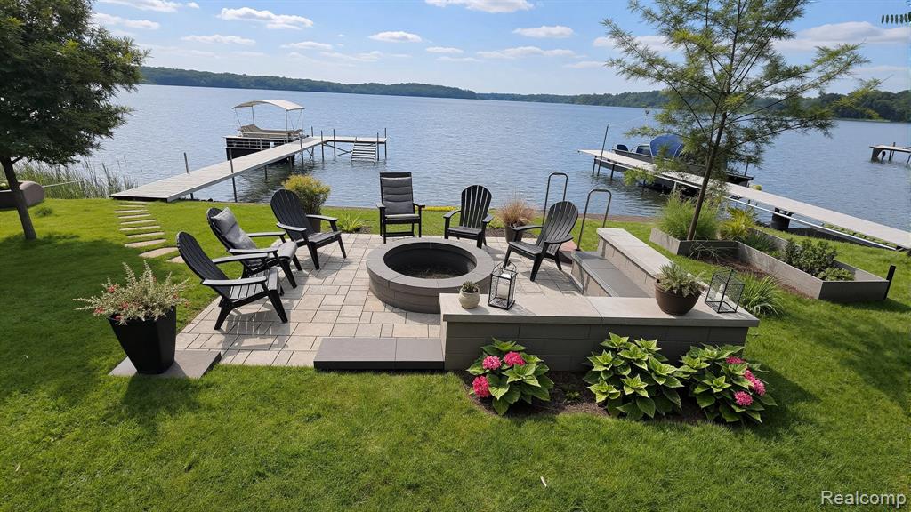 5616 Joslin Lake Drive Property Photo 26