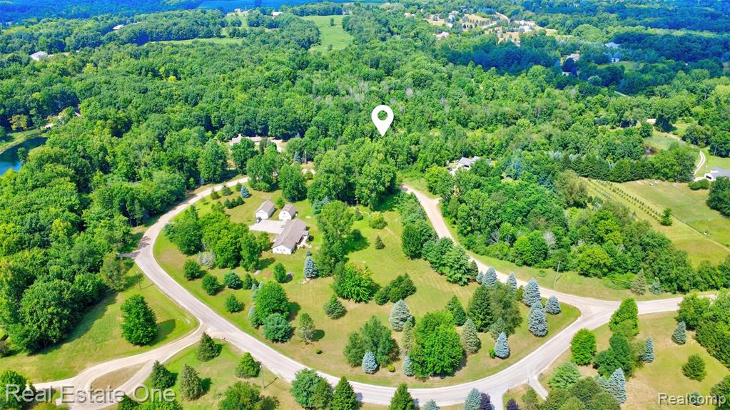 00 Bridges Cove Property Photo 24