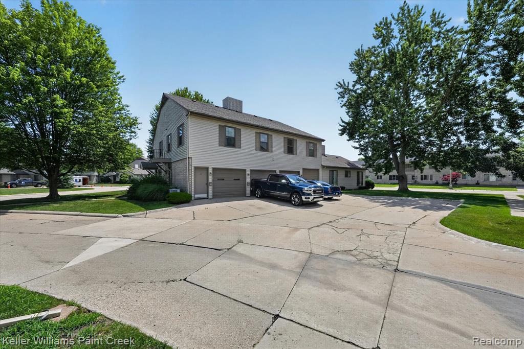35108 N Bay Circle Property Photo 25