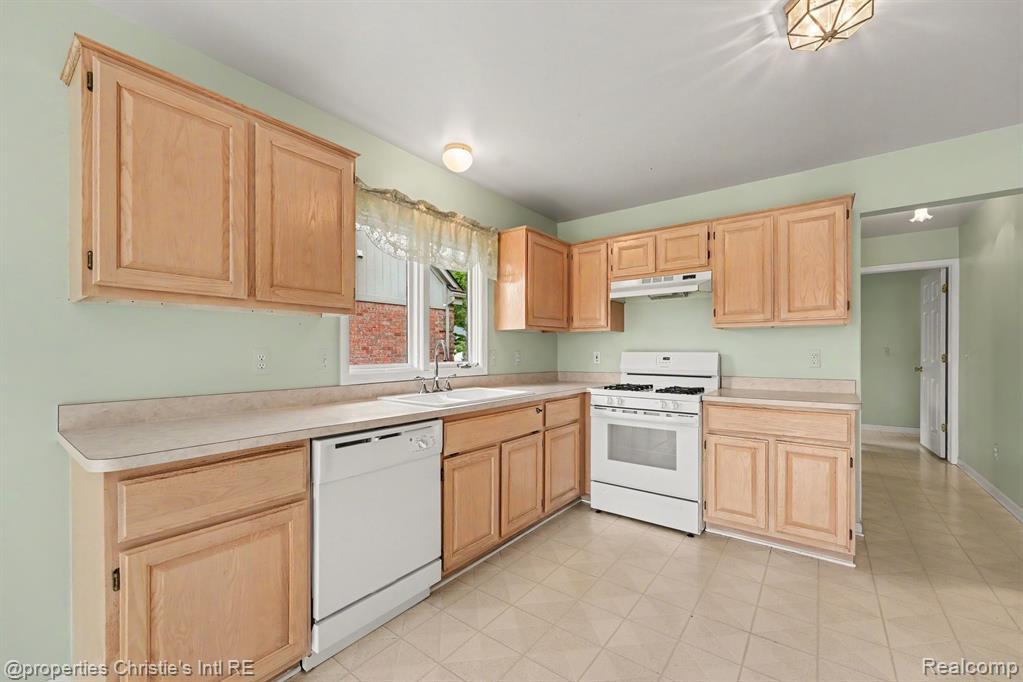 49316 Deerfield Park Property Photo 14