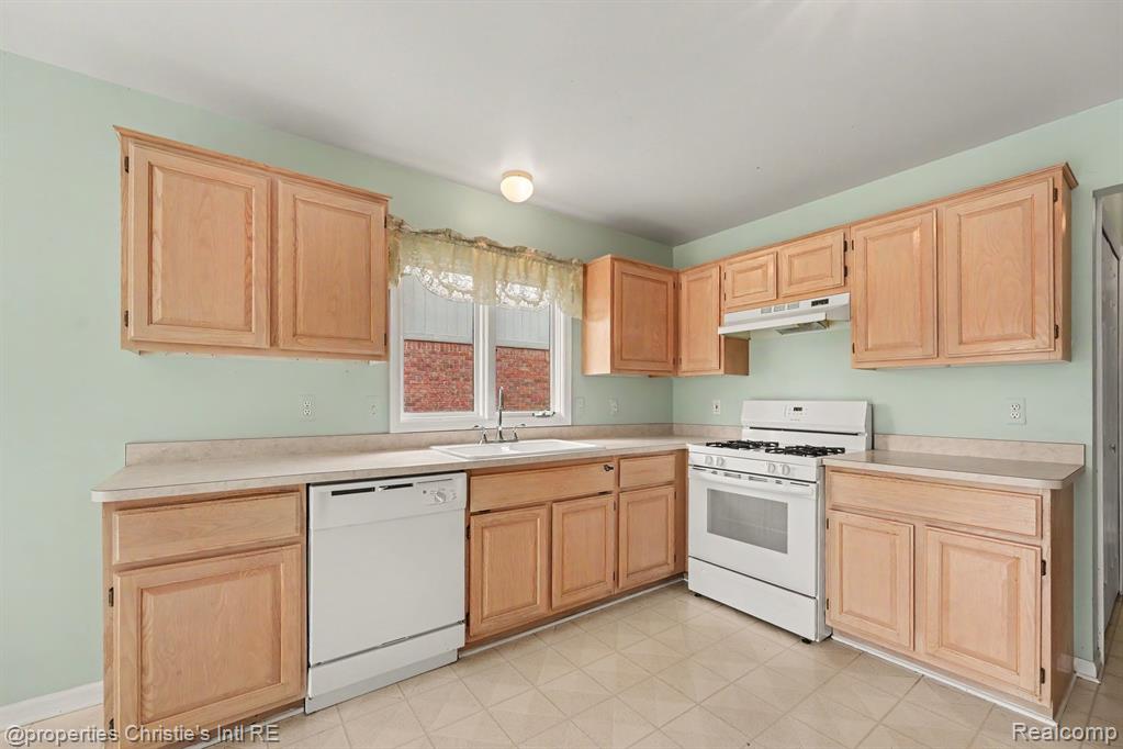 49316 Deerfield Park Property Photo 15