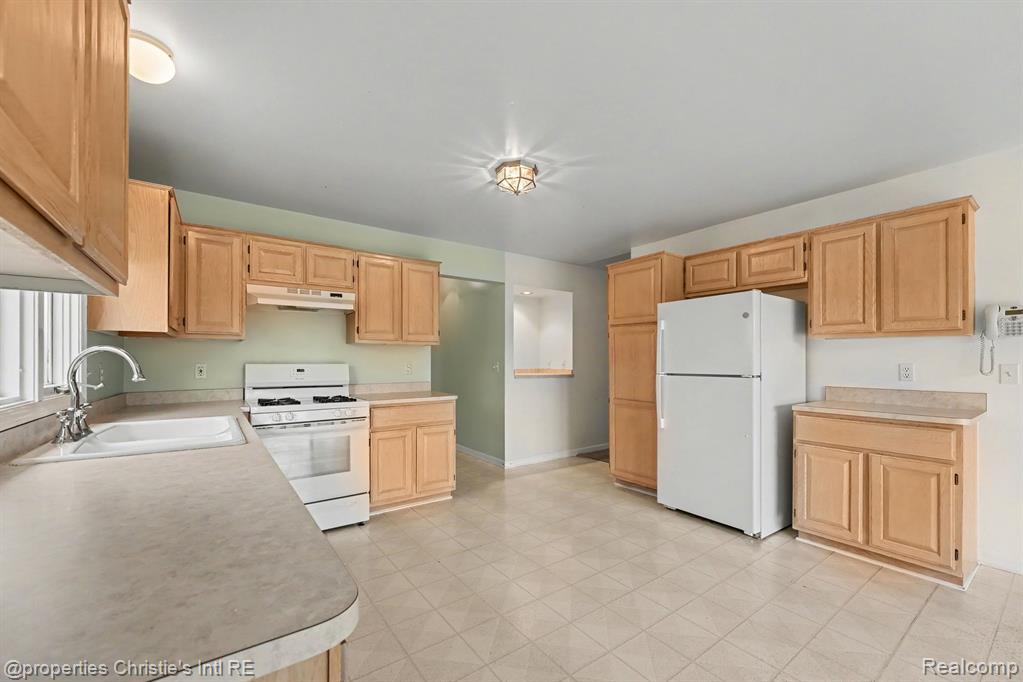 49316 Deerfield Park Property Photo 16