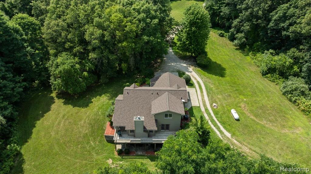 1650 Cobblestone Lane Property Photo 3