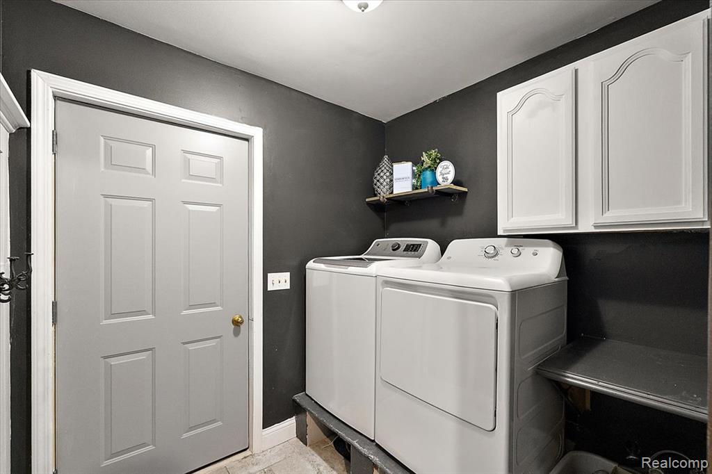 1650 Cobblestone Lane Property Photo 35