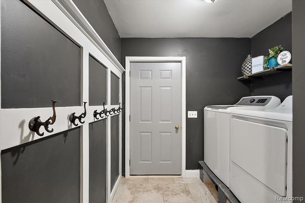 1650 Cobblestone Lane Property Photo 36
