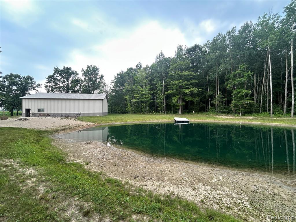 4502 Cemetery Road Property Photo 7