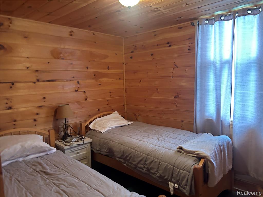 4502 Cemetery Road Property Photo 22
