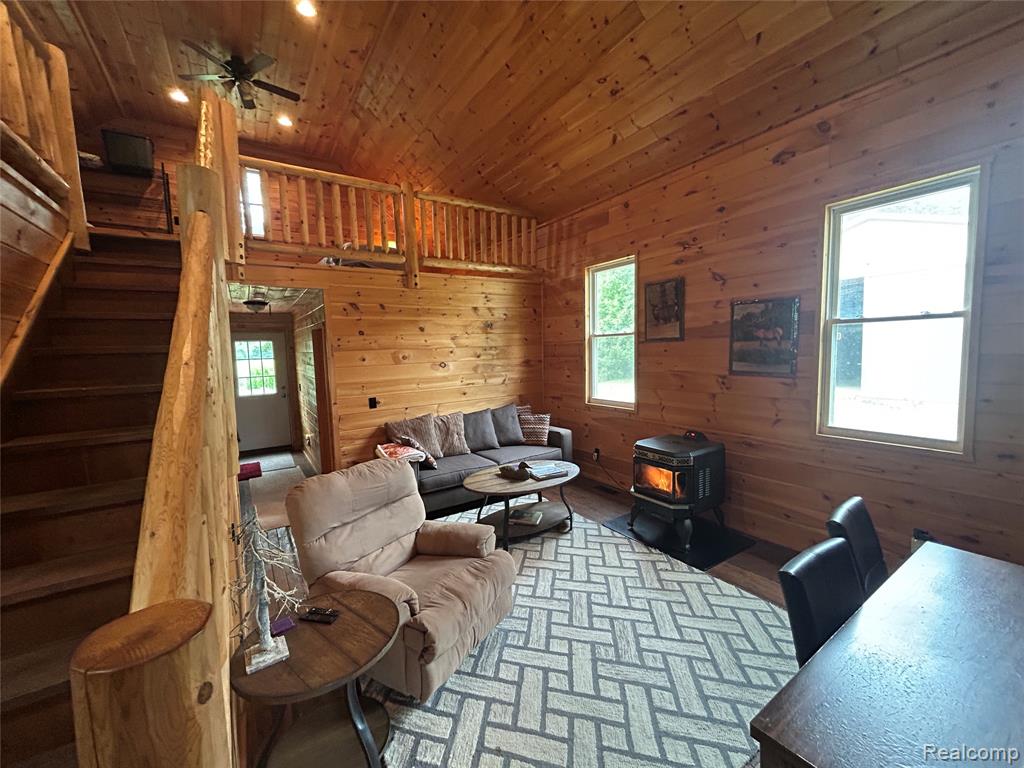 4502 Cemetery Road Property Photo 25