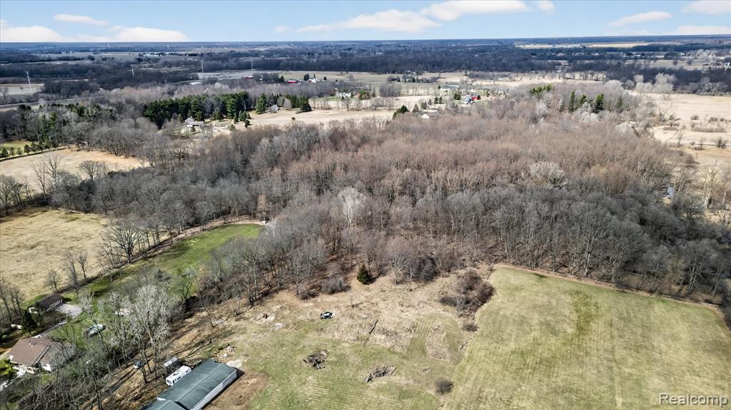 5516 W Lowe Road Property Photo 3