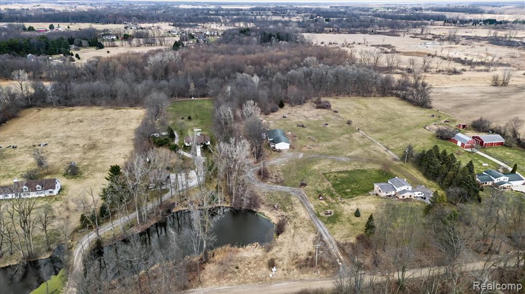 5516 W Lowe Road Property Photo 6