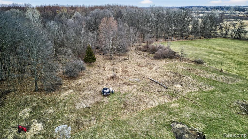 5516 W Lowe Road Property Photo 9