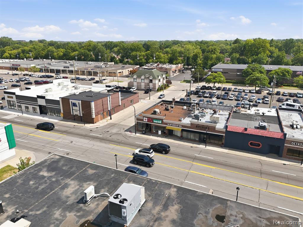 22701 Michigan Avenue Property Photo 4