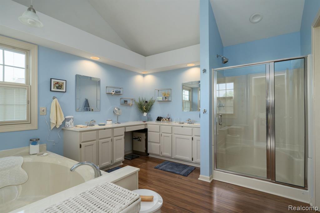 1708 Devonwood Drive Property Photo 36