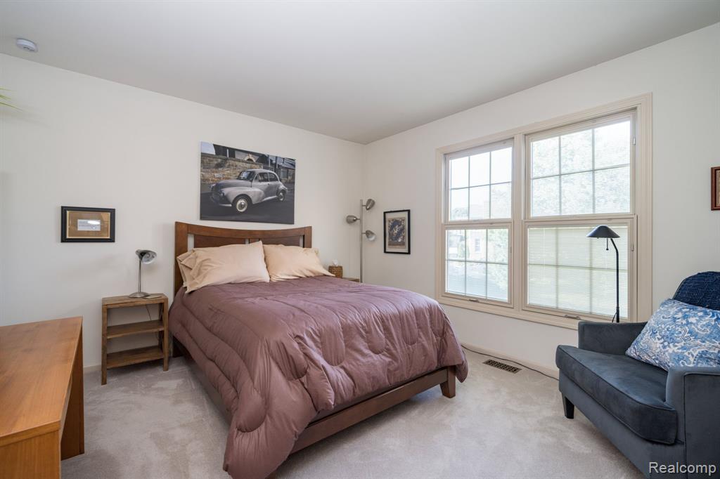 1708 Devonwood Drive Property Photo 44