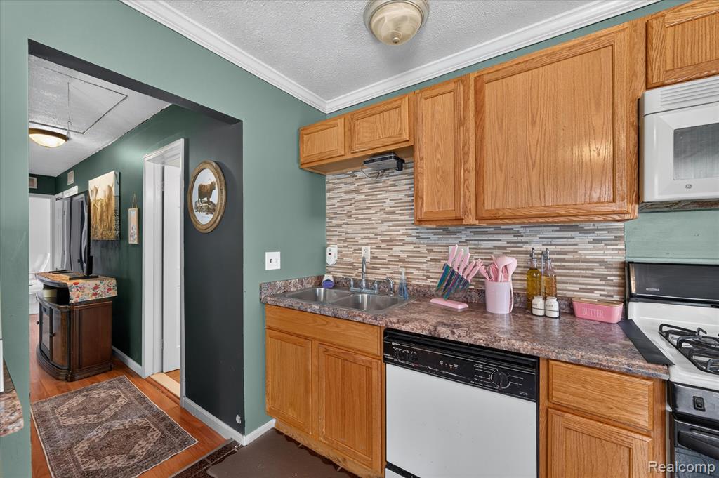10660 Jackson Street Property Photo 12