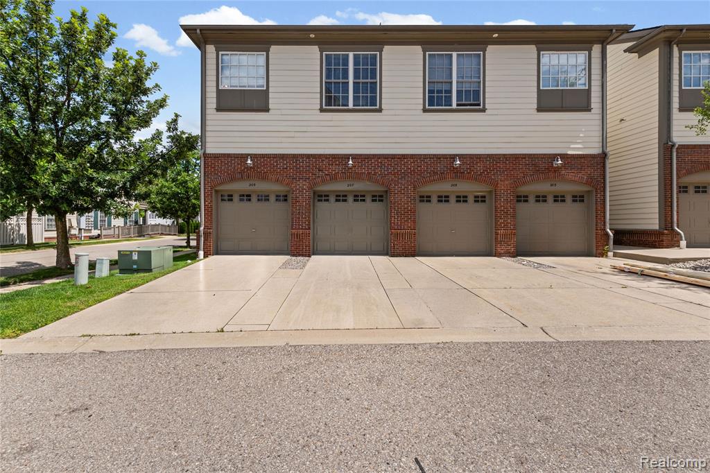 207 Jotham Avenue Property Photo 29