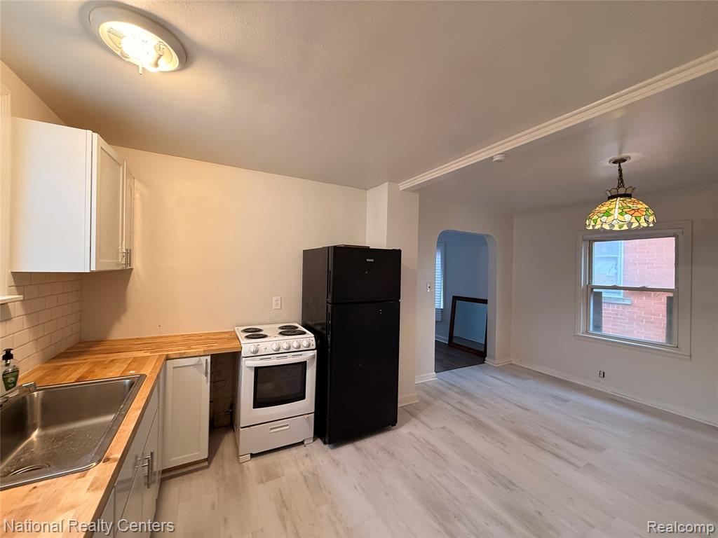 8119 Studebaker Avenue Property Photo 4