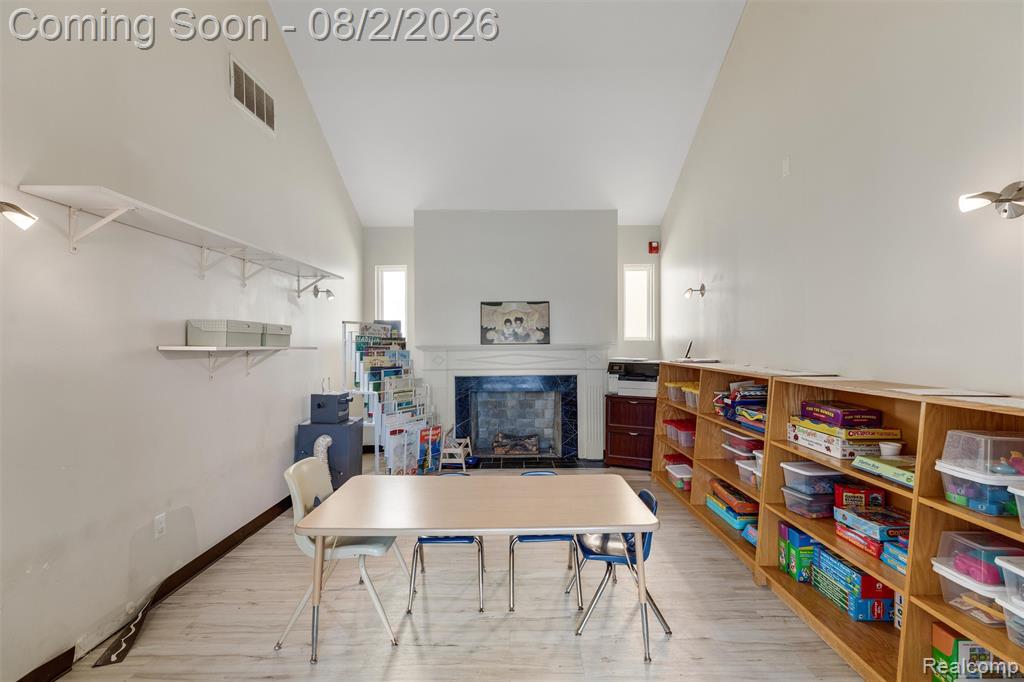 2405 W Mcnichols Road Property Photo 4