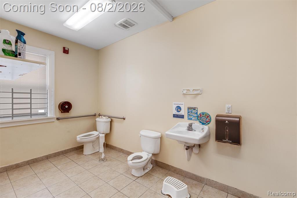 2405 W Mcnichols Road Property Photo 10