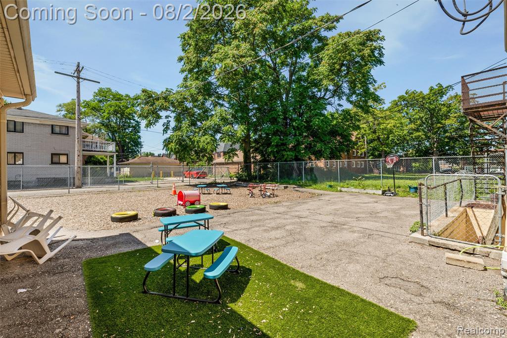 2405 W Mcnichols Road Property Photo 35
