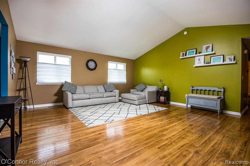 1327 Maddison Avenue Property Photo 4