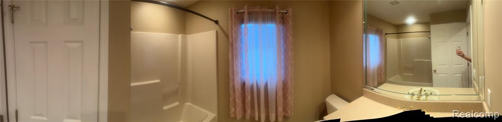6119 Pine Creek Crossing Property Photo 20