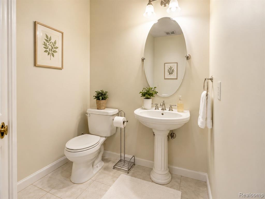 6119 Pine Creek Crossing Property Photo 21