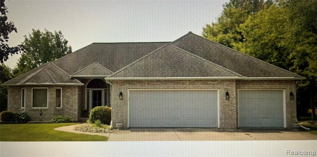 6119 Pine Creek Crossing Property Photo 38