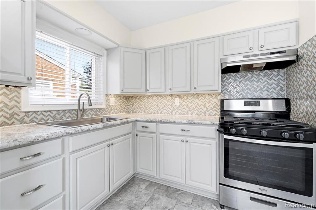 13231 Spruce Street Property Photo 10