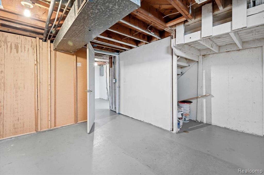 13231 Spruce Street Property Photo 17