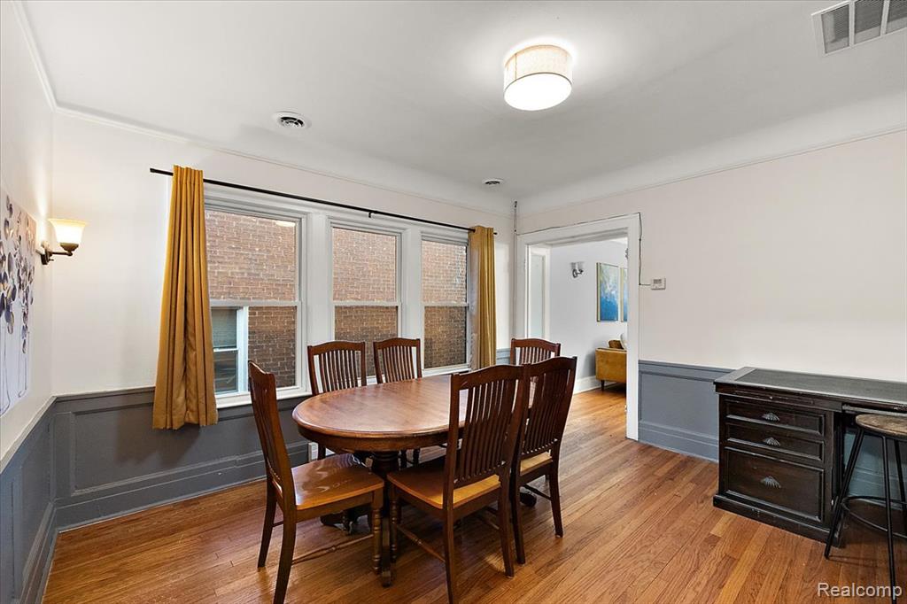 2256 W Philadelphia Street Property Photo 16