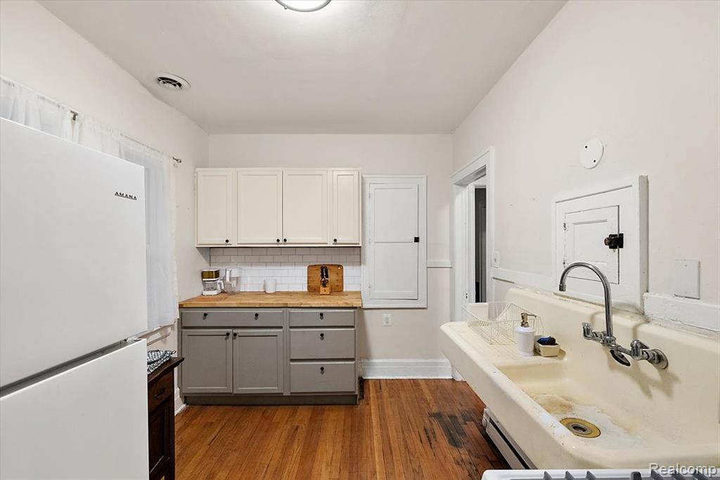 2256 W Philadelphia Street Property Photo 21