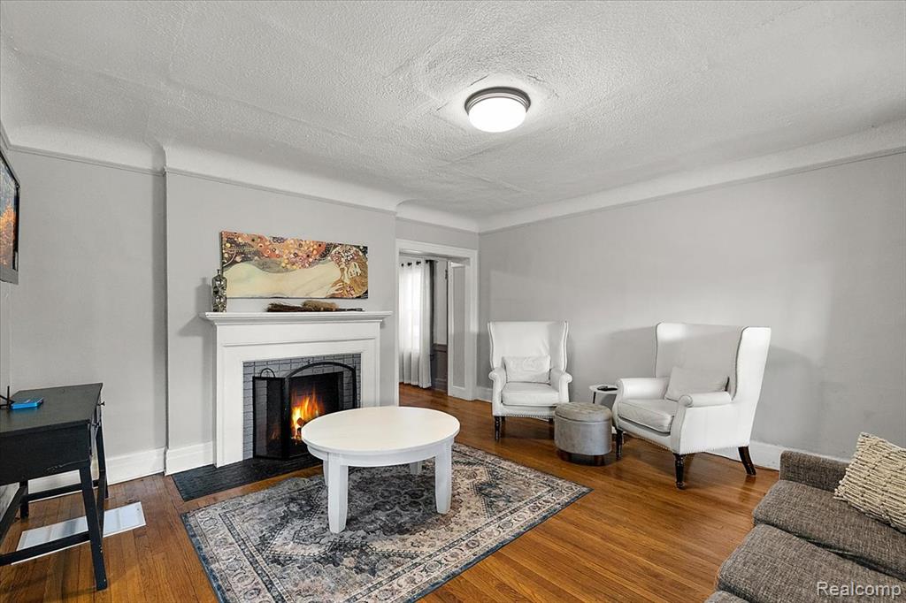 2256 W Philadelphia Street Property Photo 34
