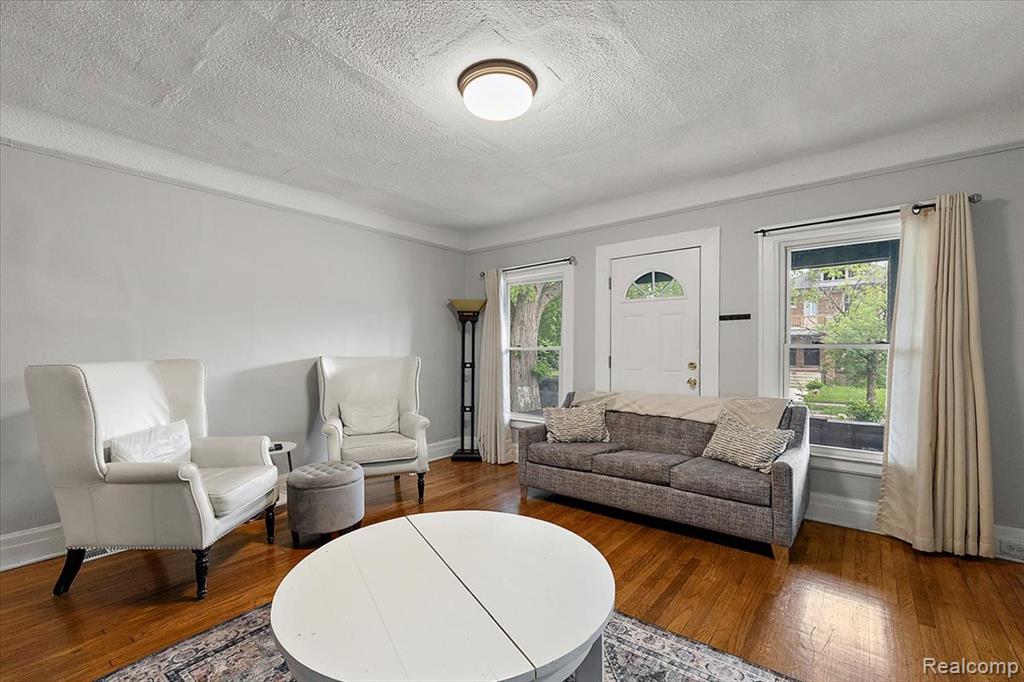2256 W Philadelphia Street Property Photo 35