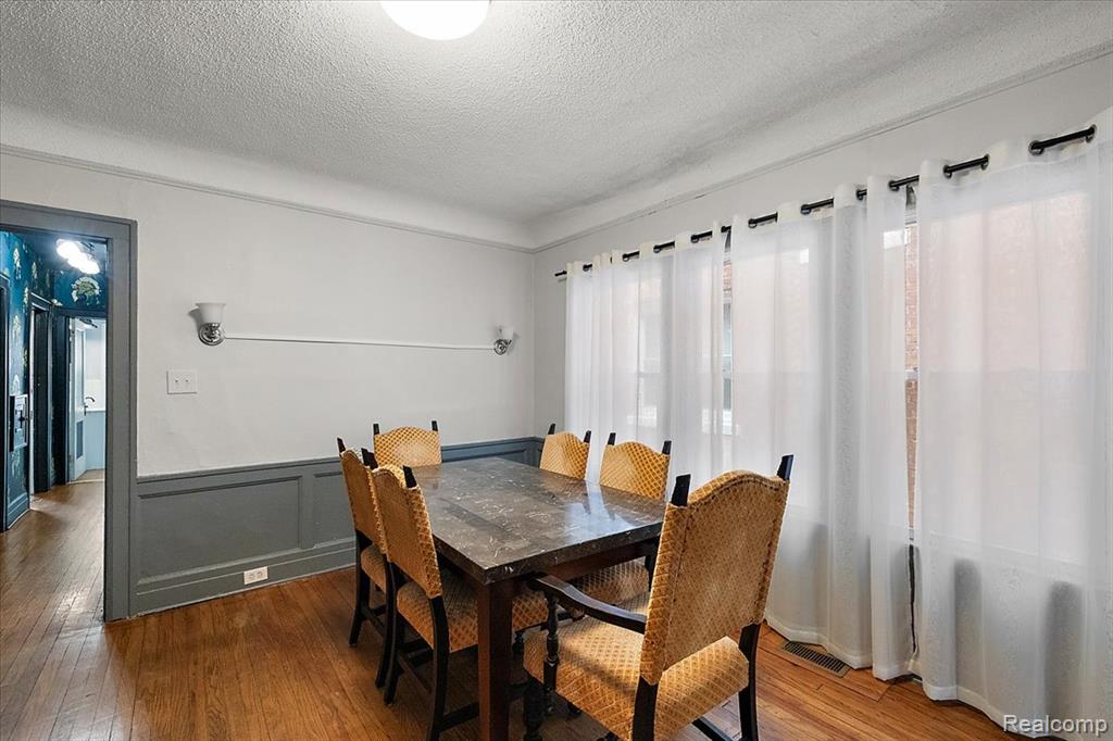 2256 W Philadelphia Street Property Photo 39