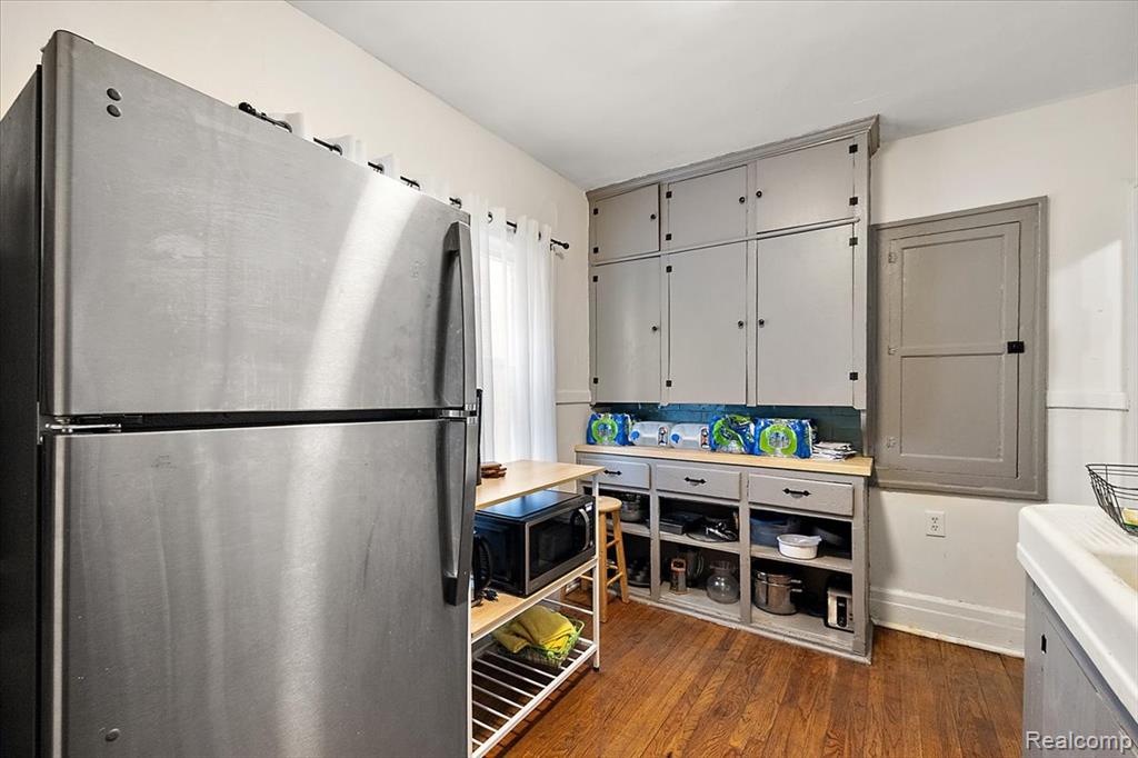2256 W Philadelphia Street Property Photo 45