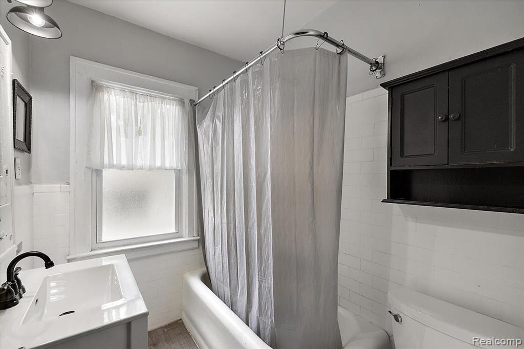 2256 W Philadelphia Street Property Photo 59