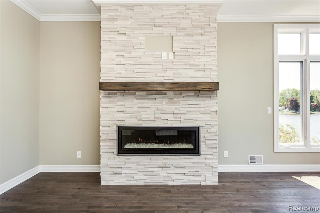 16637 Kings Fairway Lane Property Photo 18
