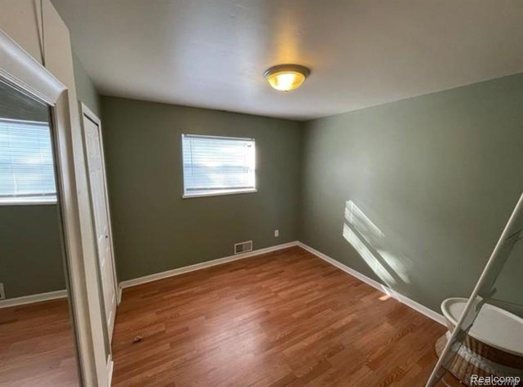 47 E Barrett Avenue Property Photo 11