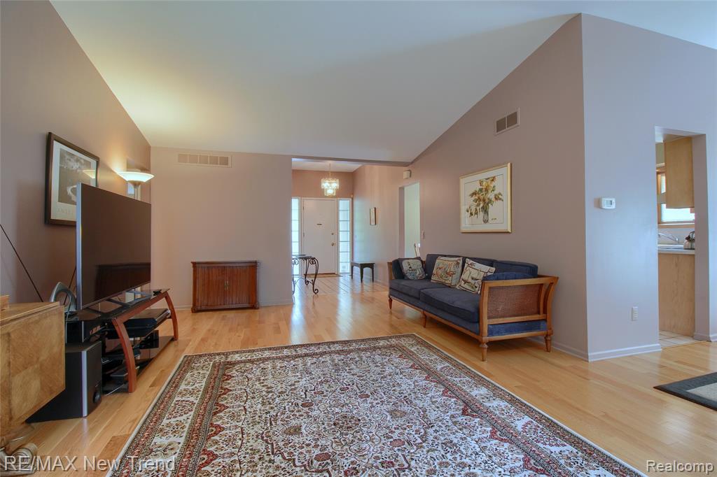 29504 Sylvan Lane Property Photo 9
