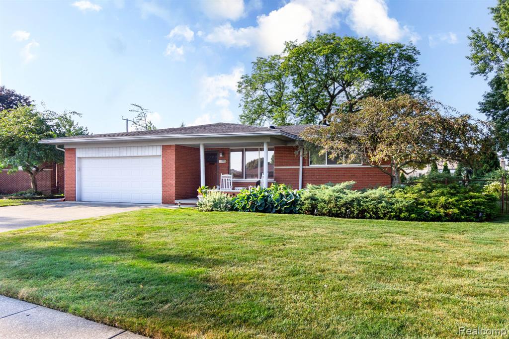 13332 Martin Road Property Photo 2