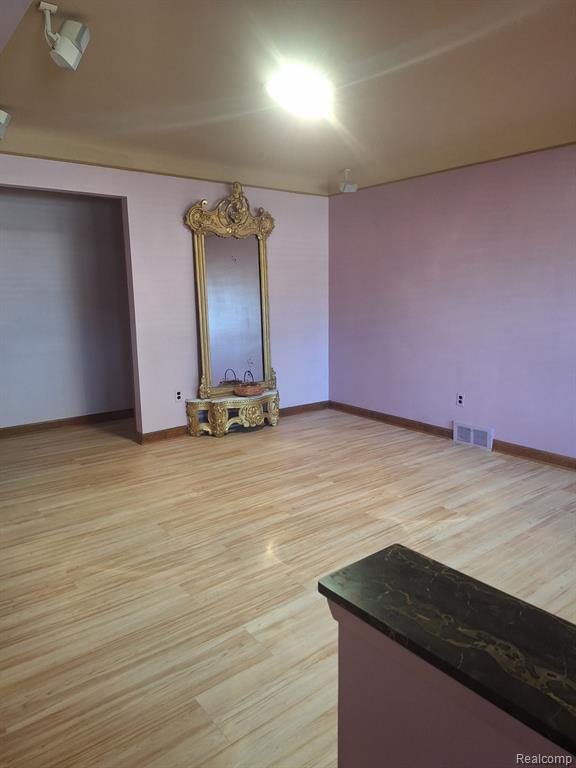 13332 Martin Road Property Photo 7